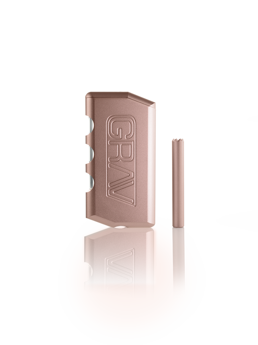 GRAV aluminum dugout with taster and carry case, product photo
